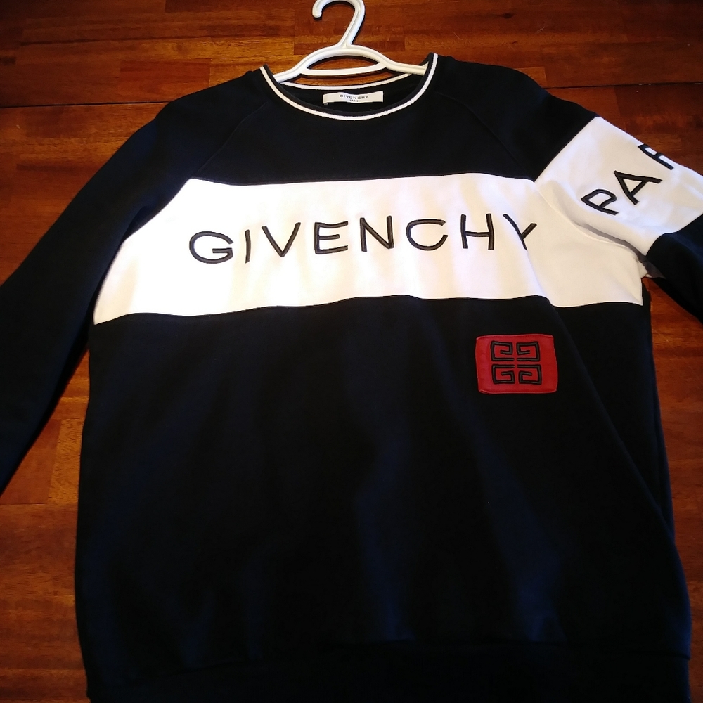 Givenchy 4g embroidered sweatshirt